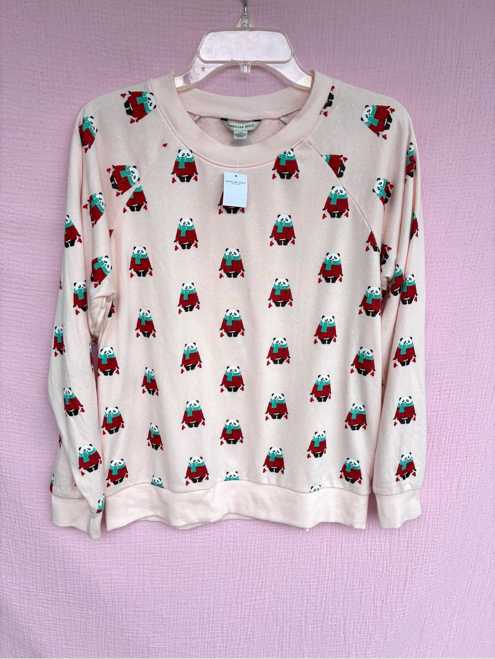 American Eagle Holiday Panda Print Crewneck Sweatshirt Pink Large